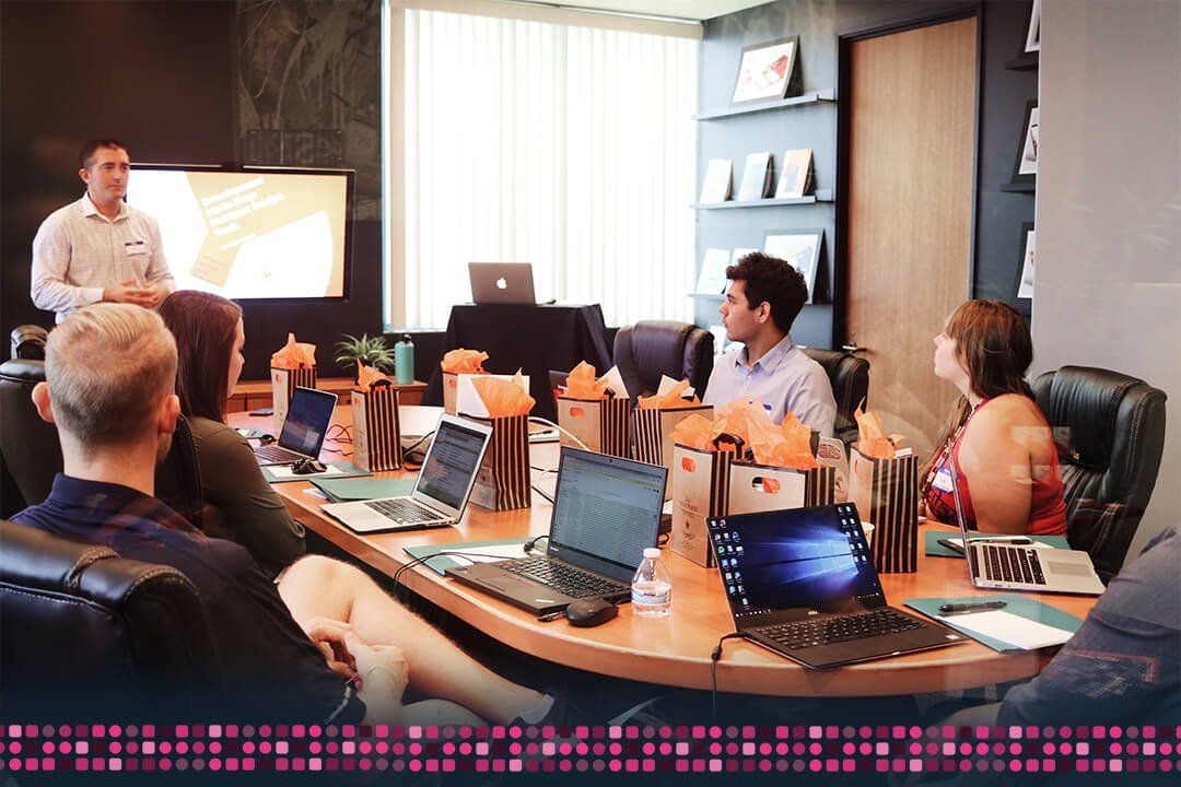 How to keep the experience of face-to-face meetings on online meetings